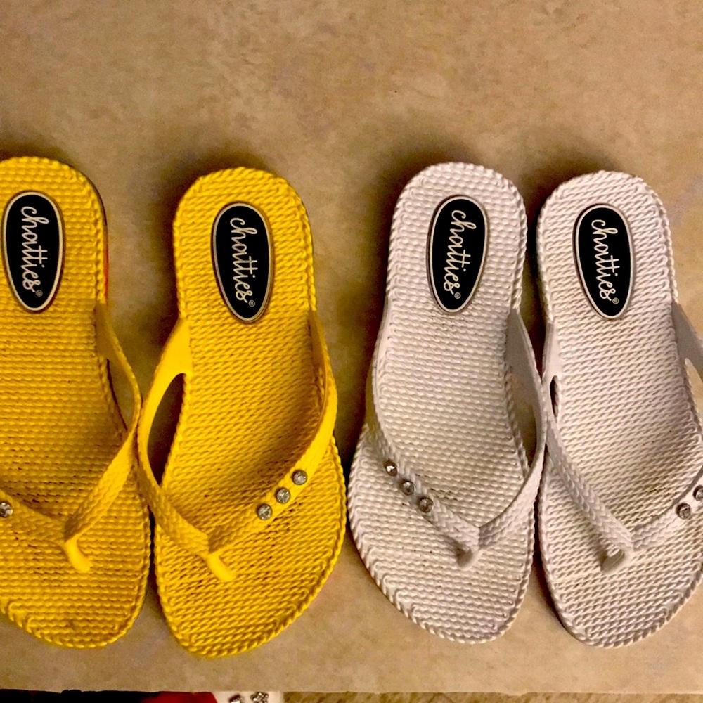 2 pairs Rainbow sandals 🩴 🌈